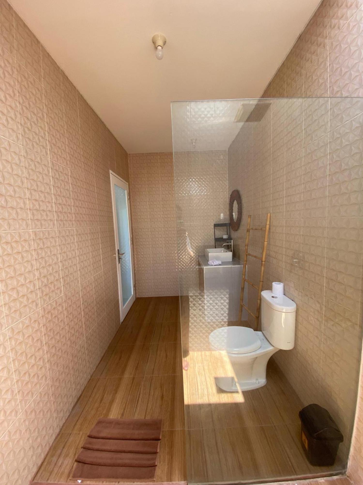 The Jangkar Canggu Guesthouse & Villa Екстер'єр фото